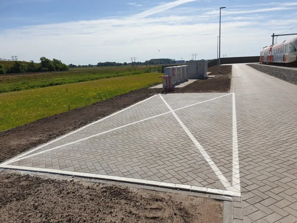 Niet parkeren wegmarkering - kruis wegmarkering niet parkeren Traffictotaal.nl
